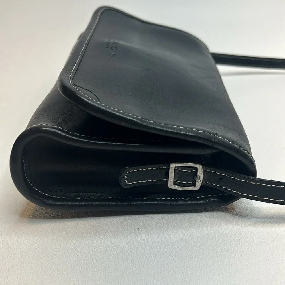 COACH 9140 Martini Flap, Vintage From 1999, Blk Leather With White Stitching USA - Picture 4 of 10